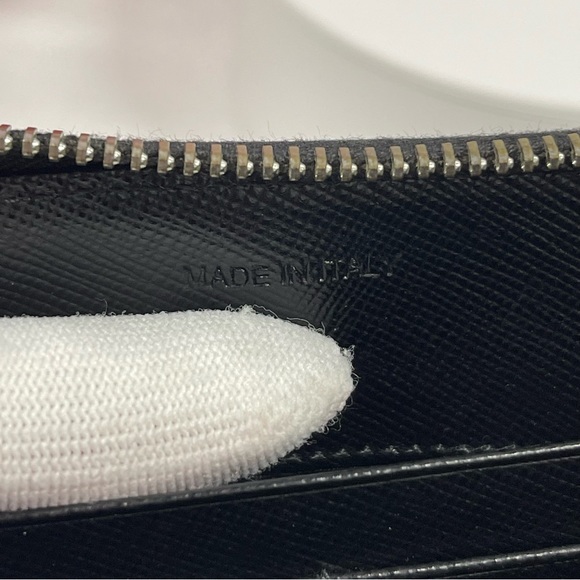 NO OFFERS HP PRADA ZIP WALLET FULL INCLUSION - Picture 9 of 14